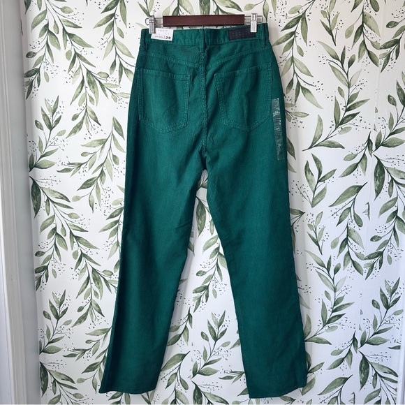 Pac Sun High-Waisted Dad Jeans Corduroy Pants. Deep Green. Size 29. - Picture 3 of 11